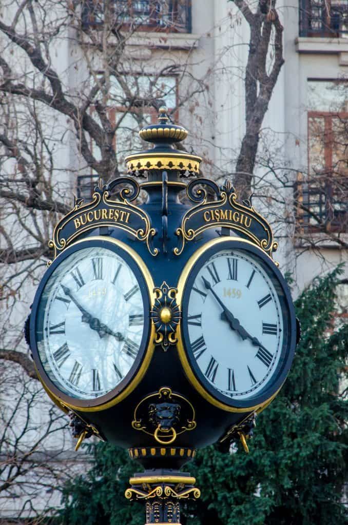 bucharest street clocks will tell you what time is it in bucharest