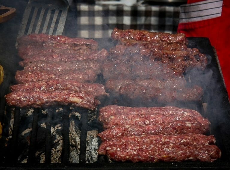 7 Romanian dishes you must try if you are a meatlover